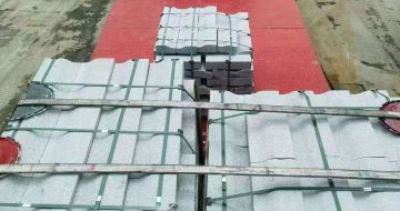 商洛 芝麻白仿形加直形路沿石出货日常