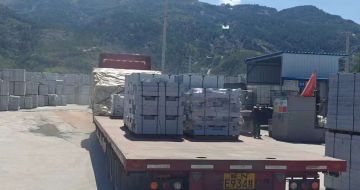 商洛 芝麻白仿形路沿石，直形路沿石