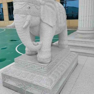 商洛 白麻花岗岩动物异形石雕-大象