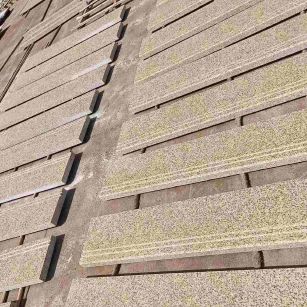 商洛 黄金麻花岗岩光面楼梯踏步