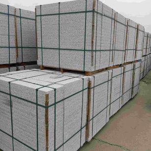 商洛 白麻花岗岩石材荔枝面地铺石（300*600*50）