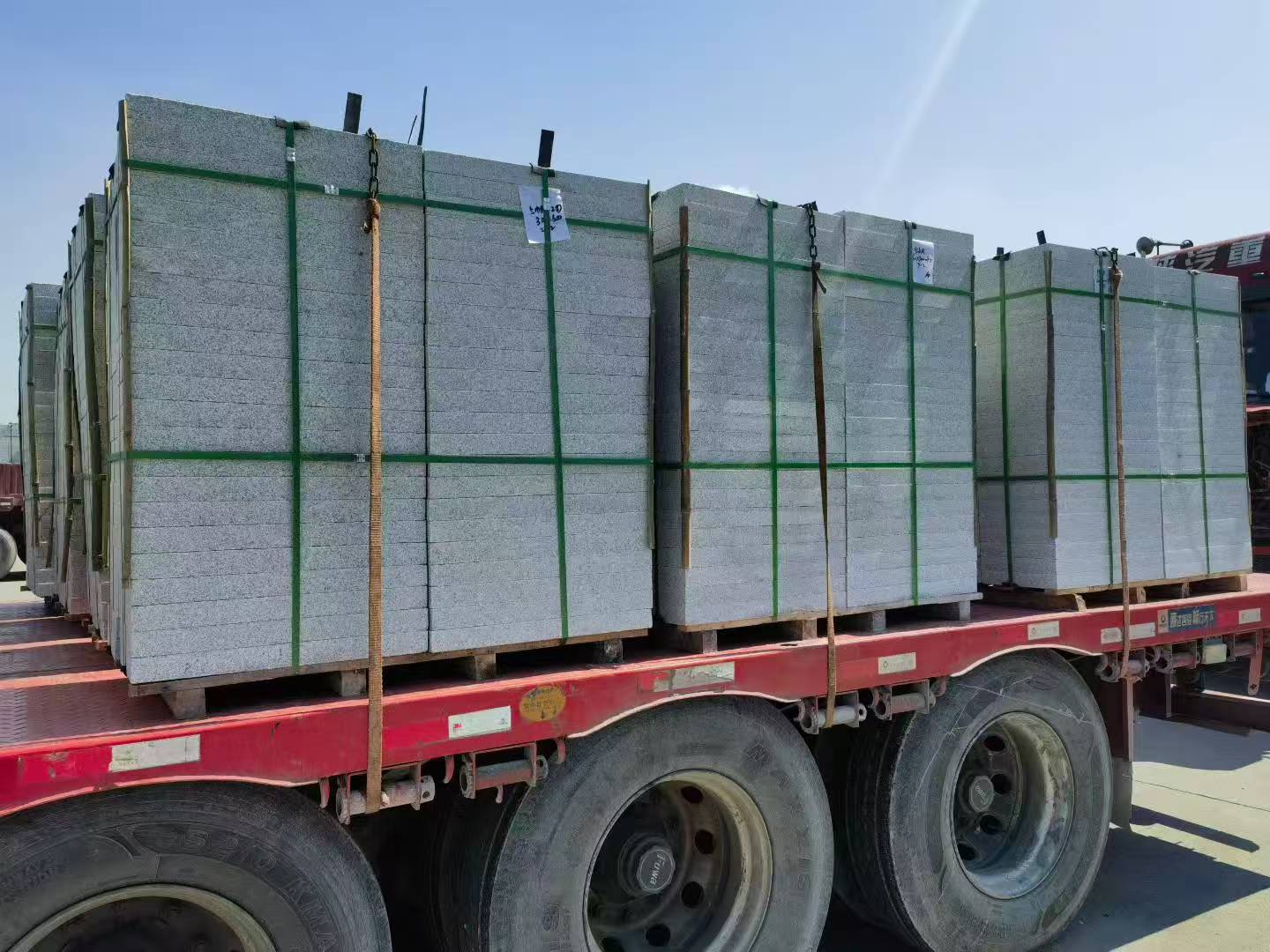 商洛芝麻白花岗岩出货日常地铺石