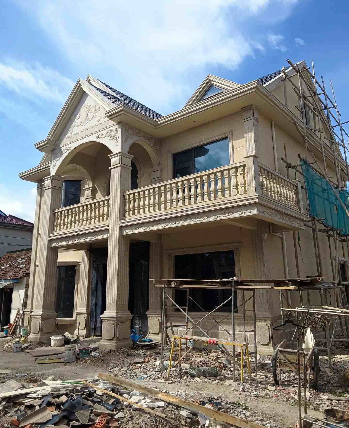 商洛 黄金麻花岗岩石材私人别墅雕花门楼柱阳台栏杆