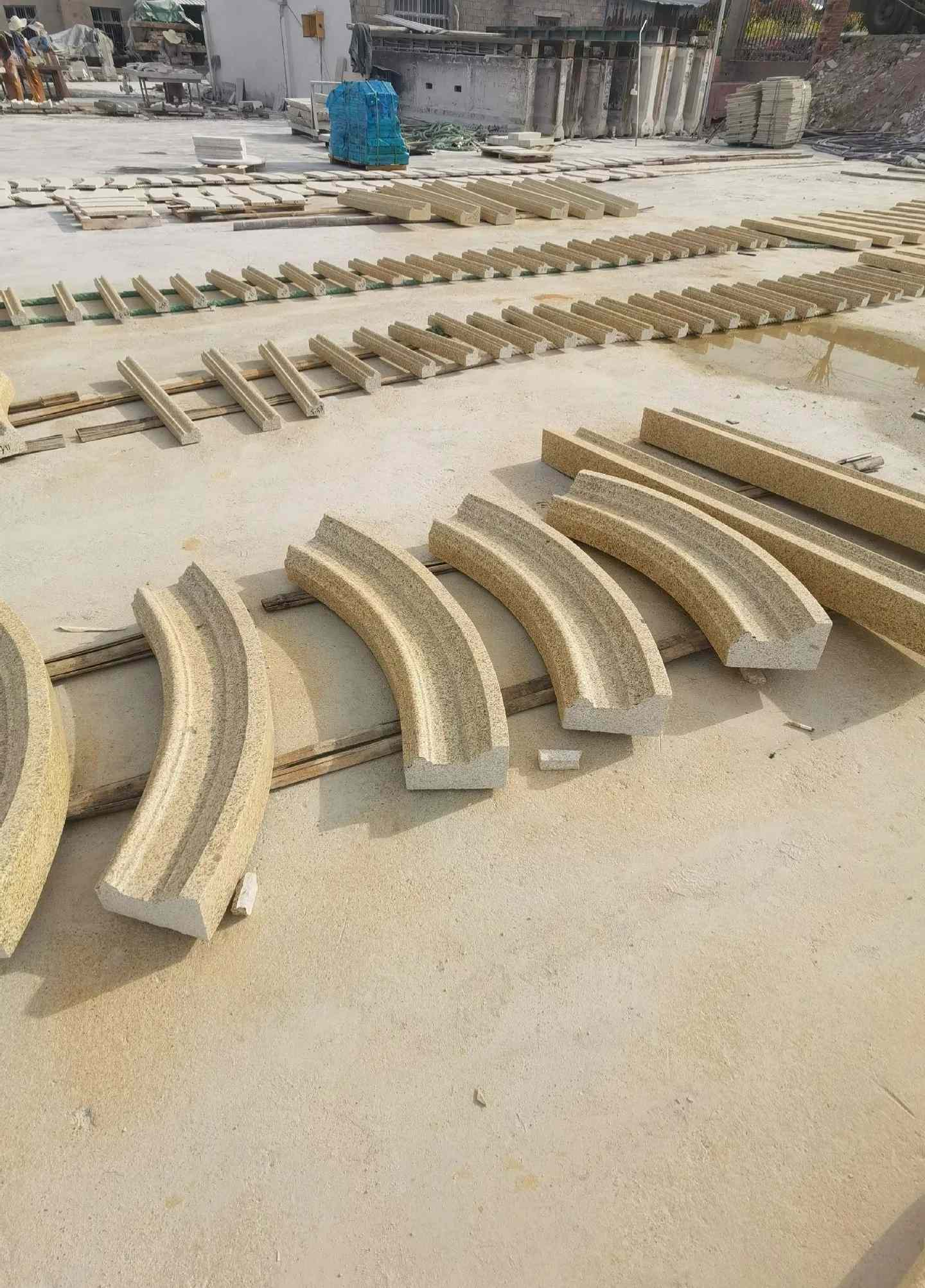 商洛 黄金麻花岗岩别墅线条