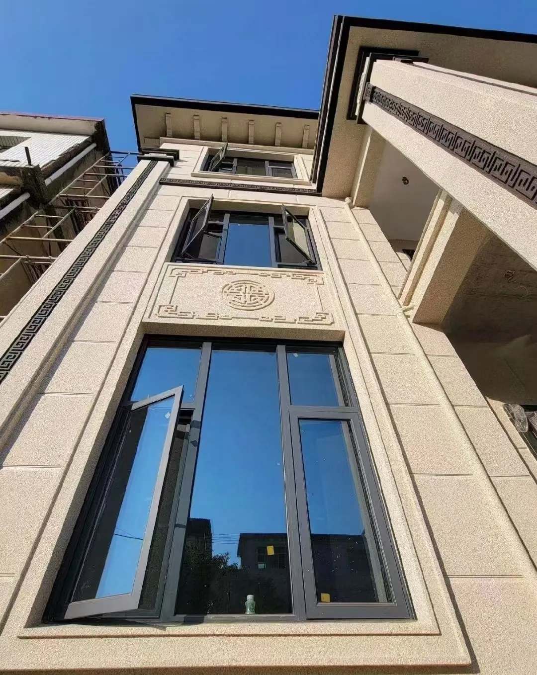 商洛 黄金麻荔枝面别墅外墙干挂效果展示