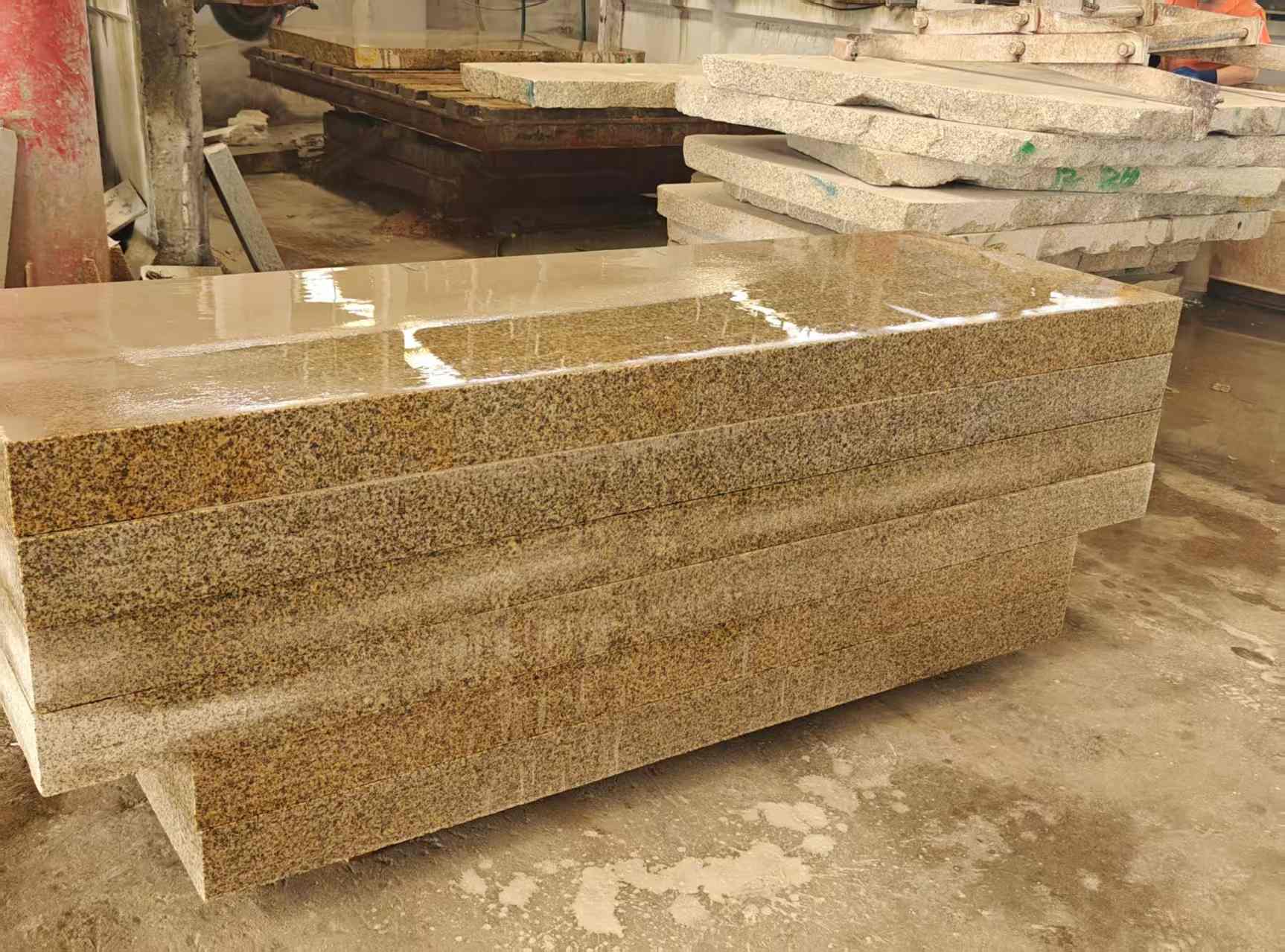 商洛 黄金麻栏杆料半成品加工中