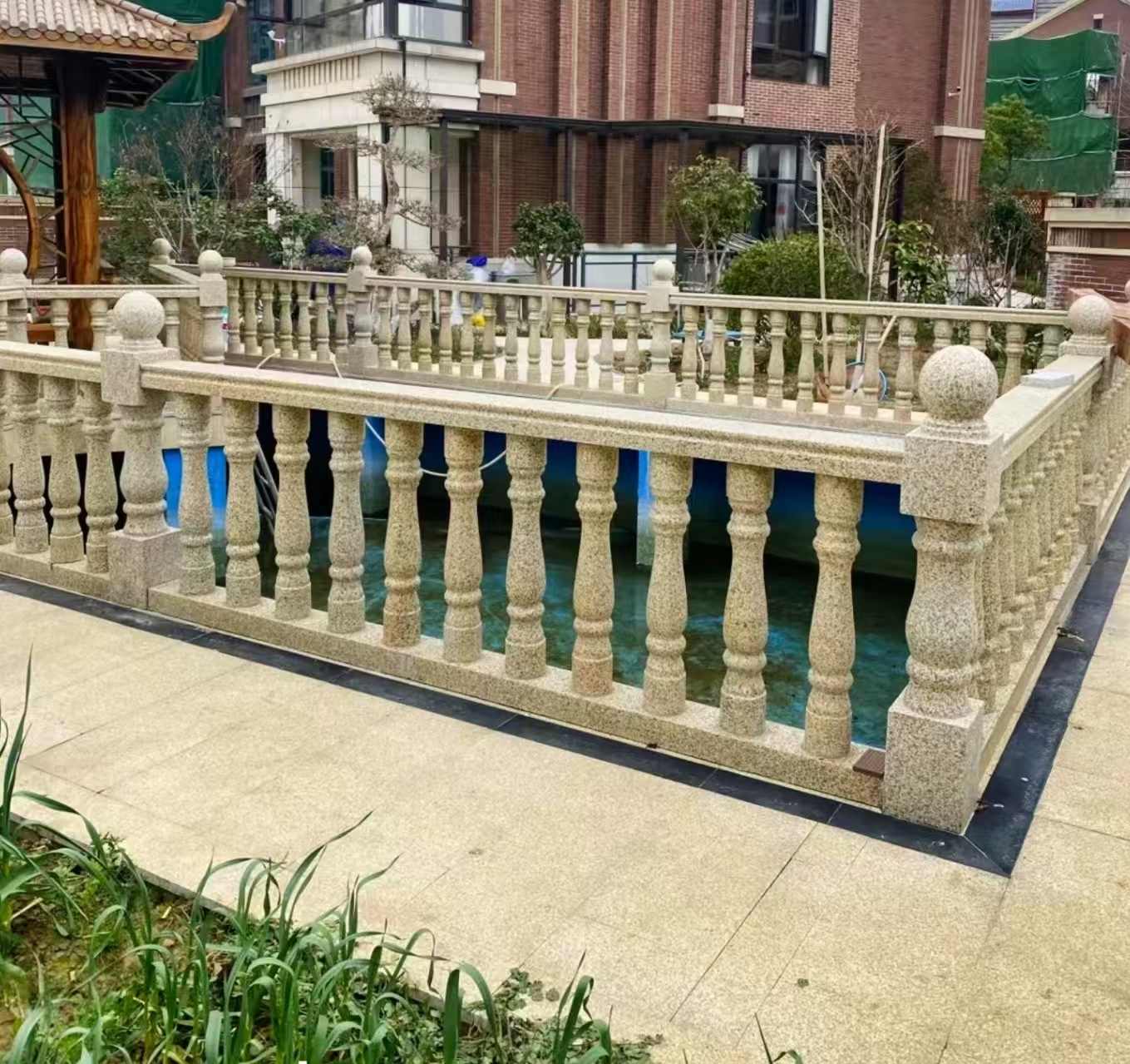 商洛黄金麻花岗岩石材栏杆，扶手，将军柱，花瓶柱