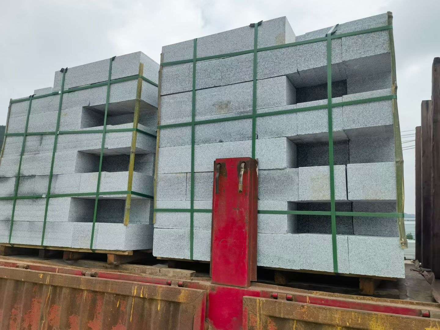 商洛 芝麻白花岗岩路沿石，平石，路侧石，马路牙子，路缘石，立缘石，平缘石等